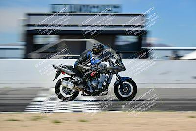 media/Mar-25-2024-Moto Forza (Mon) [[8d4319bd68]]/3-Intermediate Group/Session 4 (Front Straight Speed Pans)/